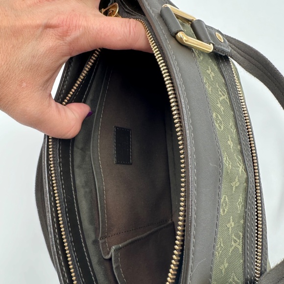 Louis Vuitton Mini Lin Bag - Picture 7 of 14